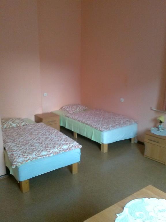Pod Zielonym Kogutem Duszniki Zdroj Ruang foto
