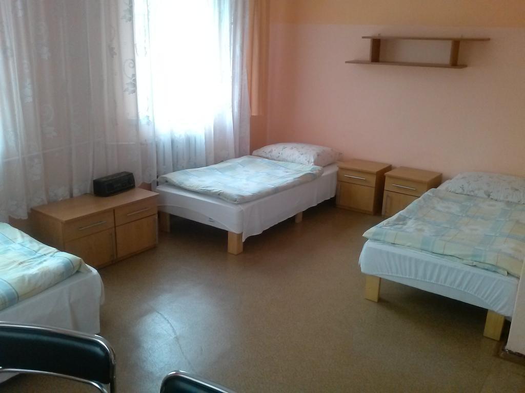 Pod Zielonym Kogutem Duszniki Zdroj Ruang foto