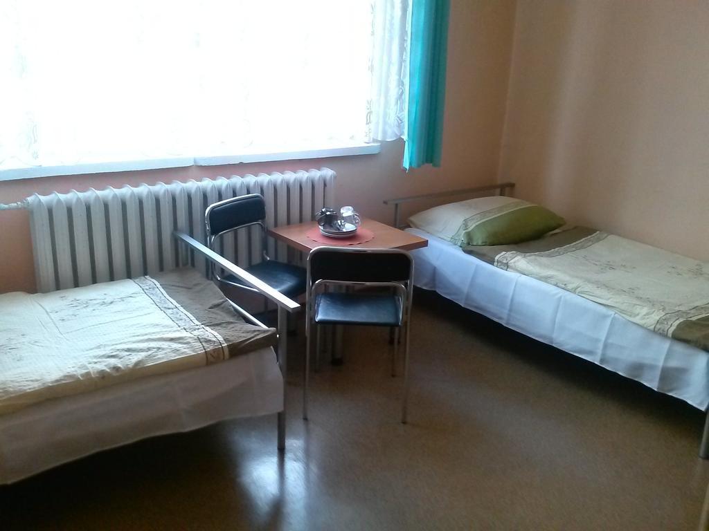 Pod Zielonym Kogutem Duszniki Zdroj Ruang foto